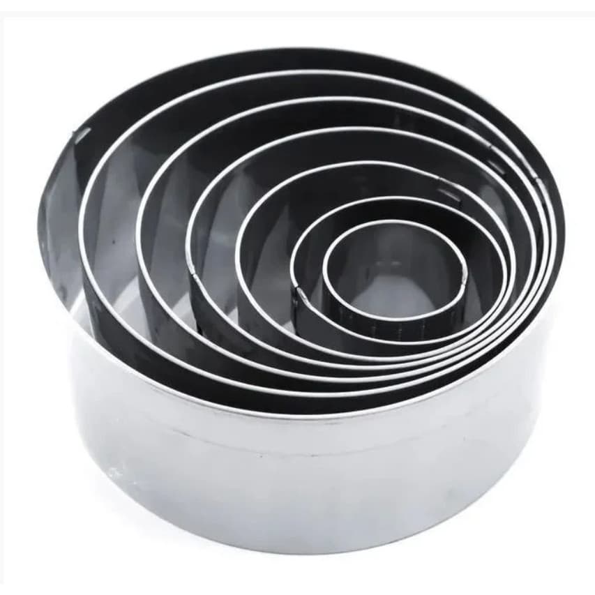 Jogo de Aro Cortador Modelador Redondo para Massas Pão de Mel  com 7 peças Inox