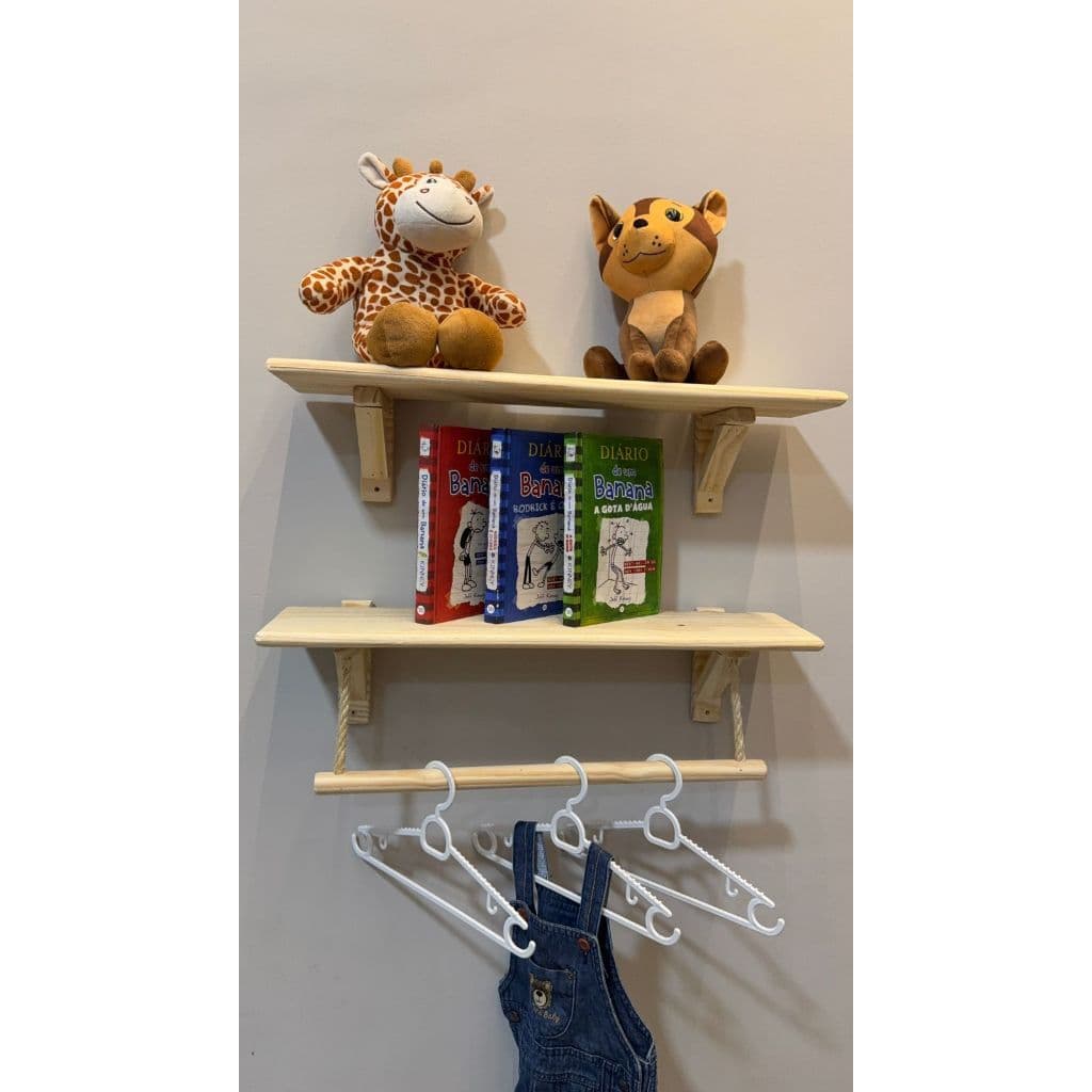 Kit 2 Prateleiras Infantil Montessoriana em Pinus com Barra + Corda Sisal e 3 Cabides Decoração Quarto Bebê