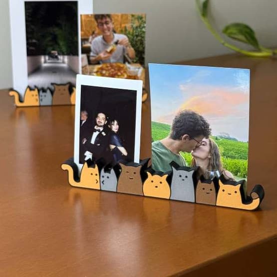 Kit Porta Retrato 2 em 1 Magnético com Suporte Temático de Gatos para Mesa e Geladeira