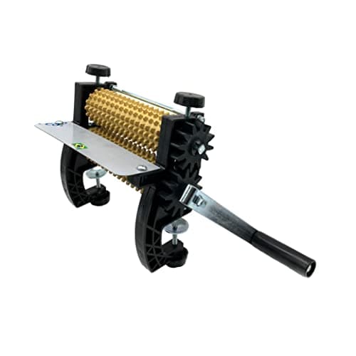 Cilindro amaciador de carnes de 17 cm, preto e dourado, com alça de metal e rodas