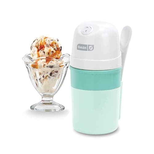 Máquina de sorvete DASH My Pint aqua com sorvete em copo