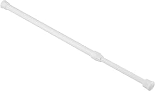 As aplicações de cortina de tensão no guarda-roupa e no banheiro permitem ajustes rápidos conforme necessário (30-50 cm)