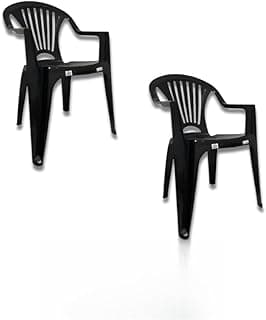 Kit com duas cadeiras de vime plástico preto resistente, suporta até 154kg, ideal para festa, bar, varanda, jardim, área gourmet e lazer ao ar livre.