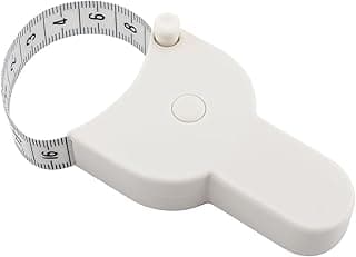 Fita métrica corporal ergonômica branca com design compacto e botão de trava retrátil.