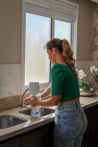 Jarra Purificadora água filtro portátil preta 1,5 Litros Inmetro