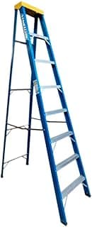 Escada tesoura simples em fibra de vidro com sete degraus e um patamar azul e amarelo