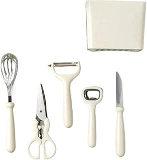 Kit de utensílios de cozinha branco com seis peças, incluindo descascador, faca, abridor de garrafas, garfo, colher e batedor de ovos.