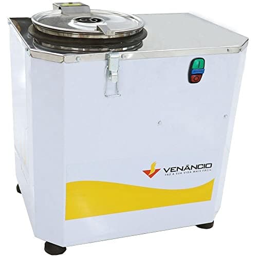 Amassadeira Venâncio monofásica 5 kg, tampa metálica, botão de controle, base e rodas pretas, logotipo Venâncio.