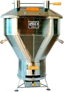 Churrasqueira Apolo 9 Inox Gás ou Carvão - Weber, churrasqueira robusta em aço inoxidável com tampa superior aberta, alças laterais amarelas e marca 'Apolo-9'.