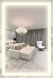 Espelho retangular de parede com LED em três cores, moderno e luxuoso, em uma sala de estar com decoração contemporânea.