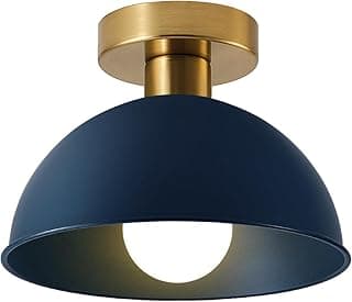 Luminária de teto industrial azul com cúpula dourada, iluminada e destacada contra fundo branco.