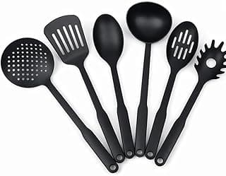 Kit de utensílios de cozinha em nylon preto, resistentes ao calor e antiderrapantes.