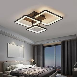 Luminária de teto moderna com três luzes LED ajustáveis em um quarto com cama grande e janela com vista para a cidade.