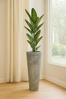 Vaso alto para plantas com efeito marmorizado cinza, ideal para decoração de casa e jardim.