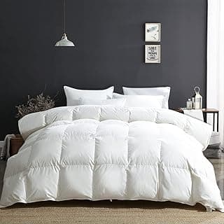 Edredom queen branco marfim APSMILE com enchimento fofo, em uma cama com fundo cinza