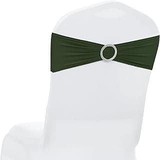 Faixa elástica para cadeira verde escuro com fivela prateada, decoração de evento.