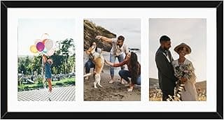 Porta-retrato preto com três fotos em painel de momentos familiares