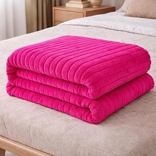 Cobertor manta casal microfibra antialérgica canelada rosa sobre colchão