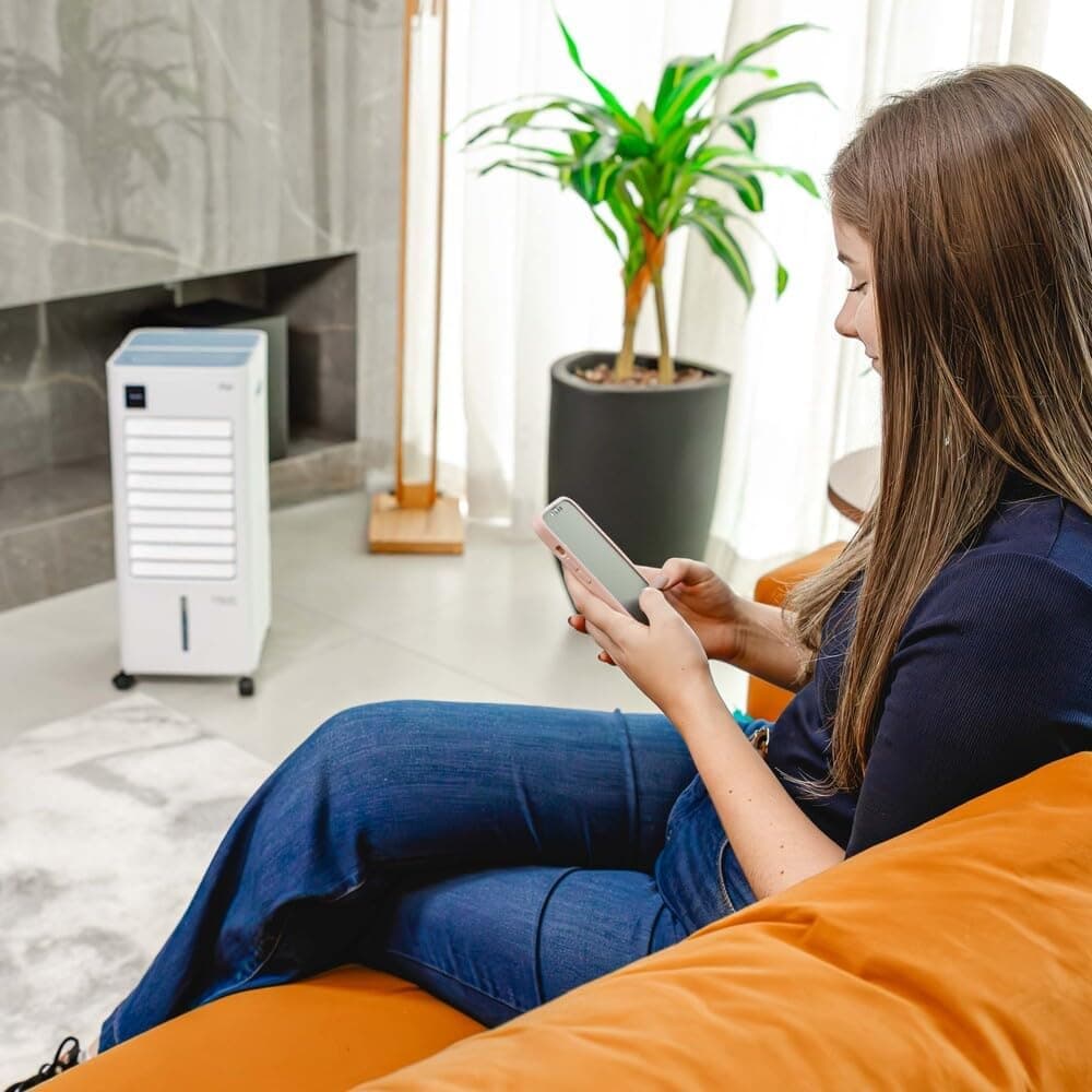 WAP Climatizador de Ar Torre CONTROL DIGITAL 3 em 1 - Climatiza, Umidifica e Ventila, Painel Touch, Controle Remoto e Blocos para Congelamento 220V