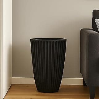 Vaso de polietileno preto coluna romana 46 cm altura
