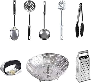 Conjunto de utensílios de cozinha inox com colher, concha, escumadeira, pegador, ralador de alho, cesto de vapor e espremedor de alho