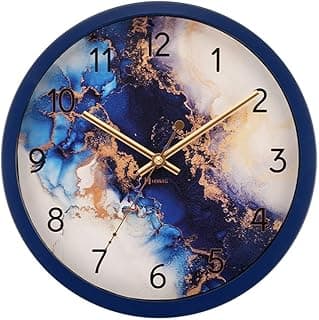 Relógio de parede azul com mostrador abstrato e ponteiros dourados