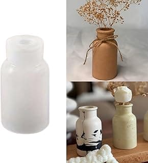 Frasco de silicone transparente, frasco marrom com flores secas e conjunto de frascos em fundo de madeira