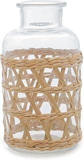 Vaso de vidro com fibra natural marrom, design entrelaçado, fundo branco