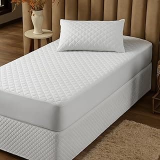 Capa de colchão impermeável matelada para cama de solteiro, cor branca, com detalhes de proteção antialérgica.