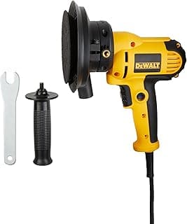 Lixadeira rotativa Dewalt DWE6401DS, amarela, com chave e disco de lixa, fundo branco