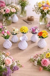 Kit 6 mini vasos decorativos brancos estilo minimalista com flores variadas