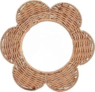 Espelho pendente de rattan circular com design floral, cor marrom claro, fundo branco.