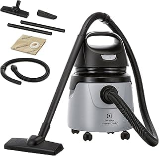 Aspirador Electrolux A10N1 com acessórios em fundo branco