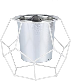 Vaso octogonal em metal prateado e plástico branco com estrutura geométrica