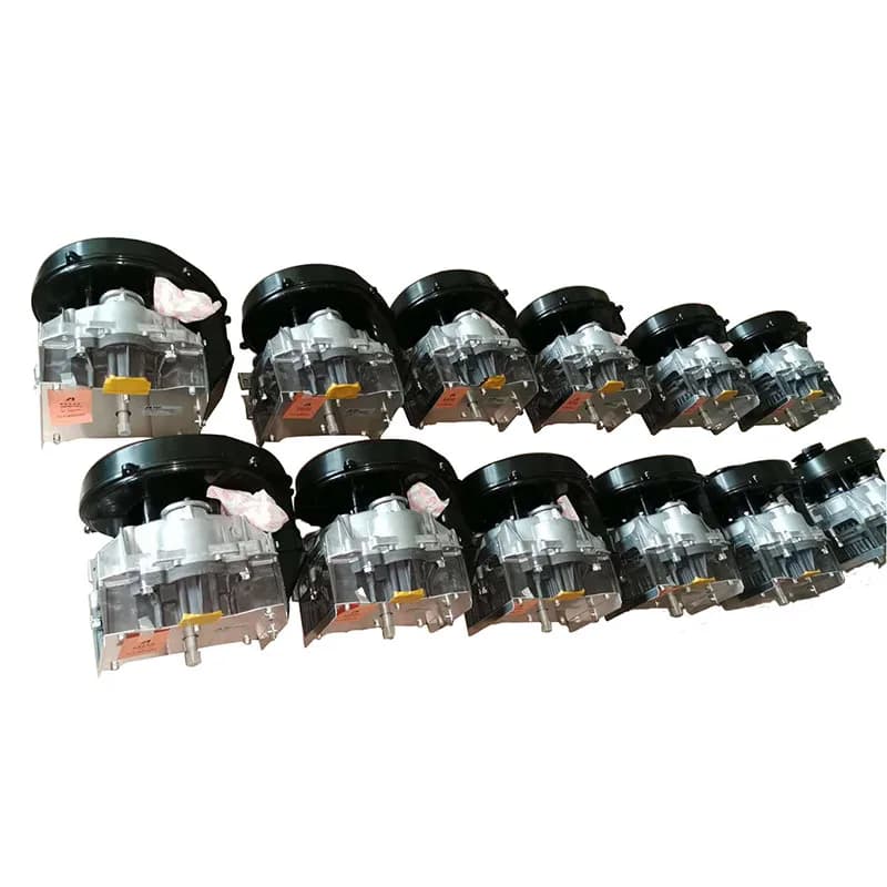 Compressores de ar SL-165E-S8 em linha com tampas pretas e peças centrais prateadas