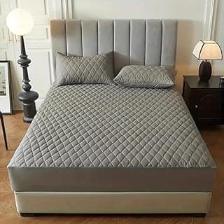 Capa impermeável matelada para colchão box queen-size cinza, cama decorada com cabeceira estofada.