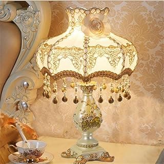 Luminária de mesa retro estilo europeu com detalhes dourados e ornamentos florais